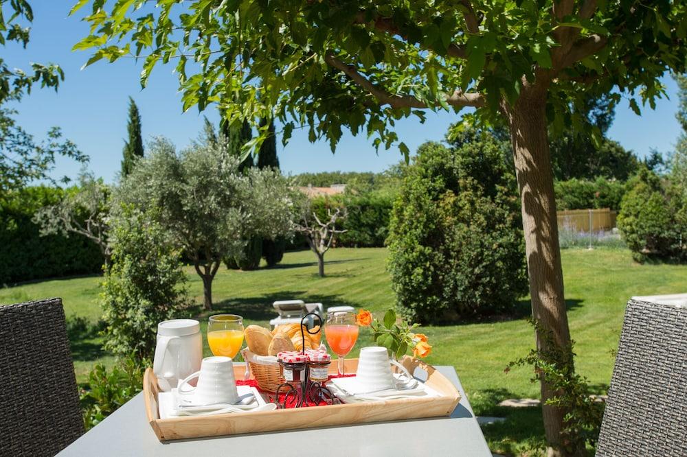 Best Western Hotel Aurelia Maussane les Alpilles Εξωτερικό φωτογραφία