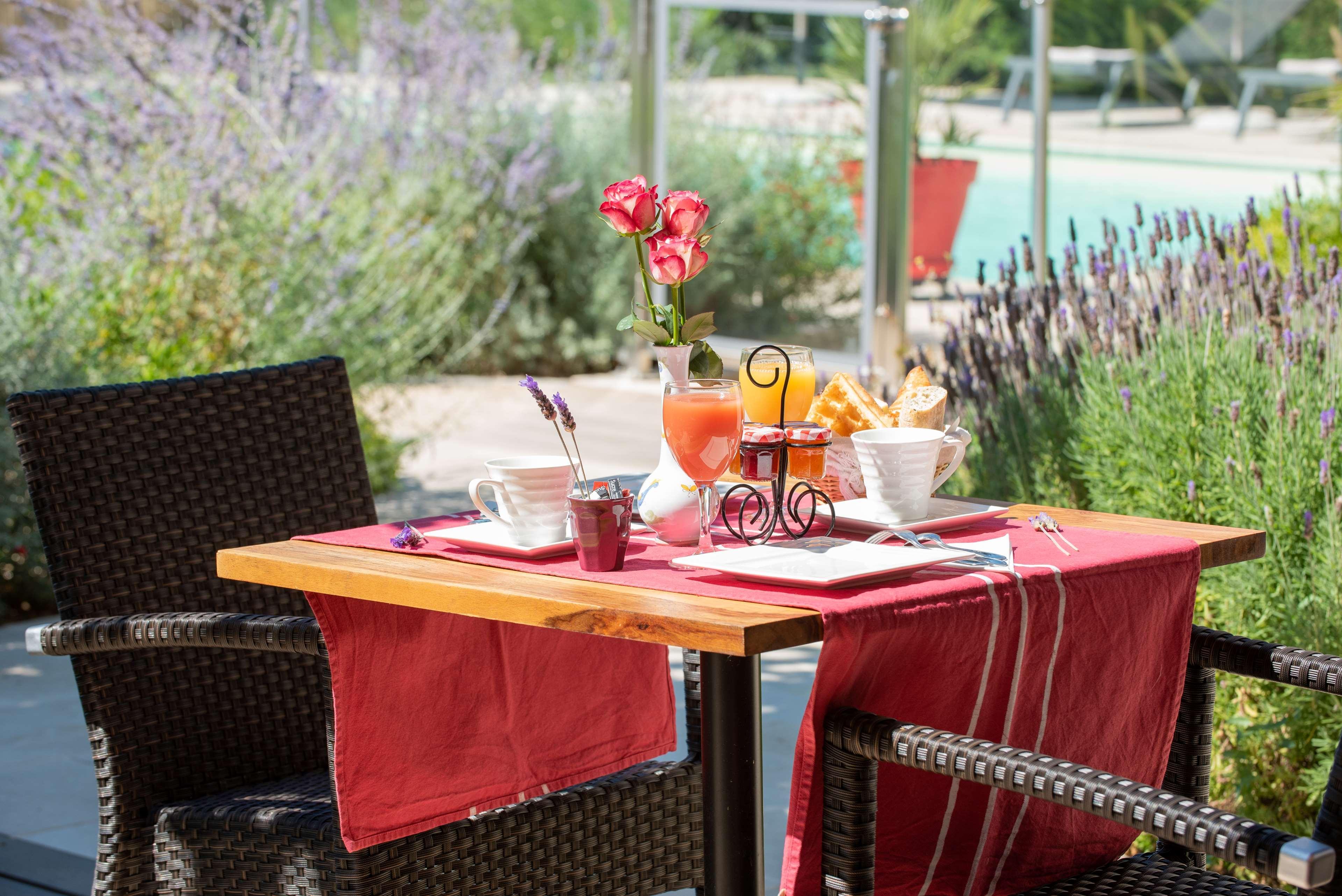 Best Western Hotel Aurelia Maussane les Alpilles Εξωτερικό φωτογραφία